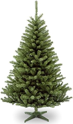 עץ חג המולד המלאכותי של חברת העצים הלאומית, ירוק, קינקייד אשוח, כולל מעמד, 6 רגל
