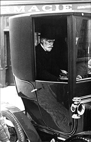 תצלום וינטג 'של פול לאונרד ניומן התלבש כאיש זקן, לסרטו.