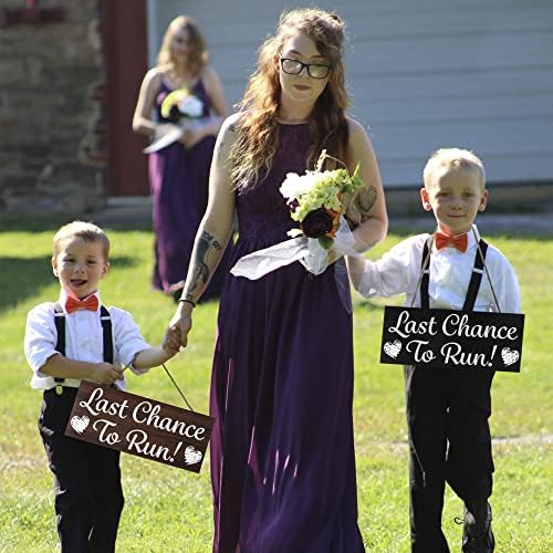 עיצוב חתונה של ג'ניגמס, שלטי חתונה מצחיקים לנושאת טבעת או לנערת פרחים, סיכוי להריץ שלט 14.5x6 אינץ 'עץ, תוצרת