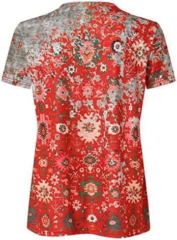 חולצות T קיץ לנשים 2023 שרוול קצר טרנדי V כפתור צוואר למטה חולצות פרחים חוף חוף בוהו טוניקה חולצות