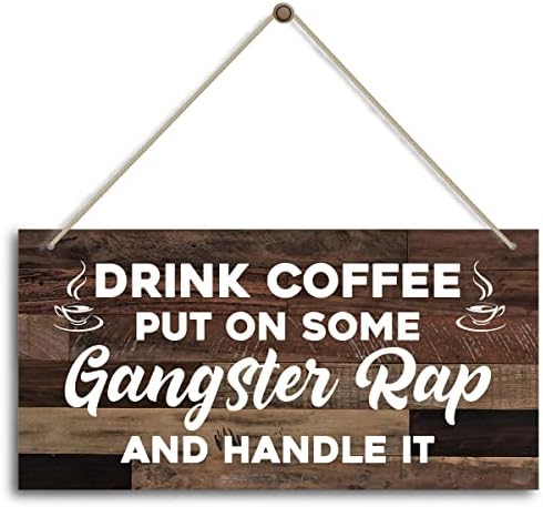 שתו קפה לבשו קצת ראפ גנגסטר ותטפל בו - תפאורה למשרד - תפאורה למטבח - שלט בר קפה. שלט מטבח של בית