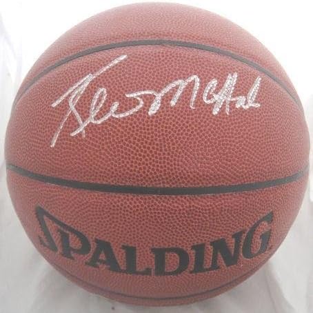 קווין מקהייל חתם על Spalding Spalding Indoor/Outdoor Baskball JSA - כדורסל חתימה