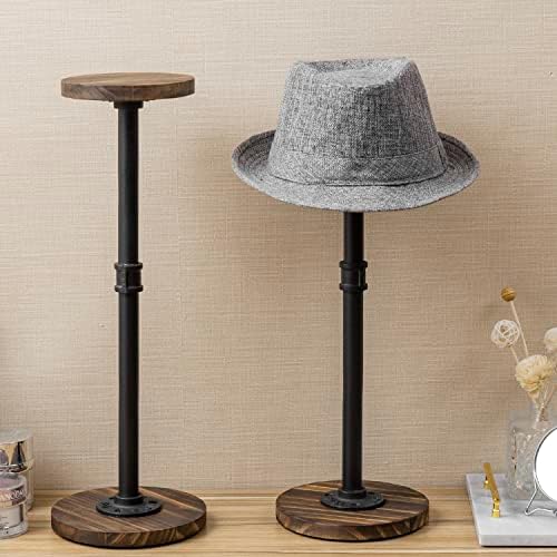 מעמד כובע הכן מתכוונן מתכת שחורה תעשייתית עם בסיס עץ שרוף כפרי וחלק עליון, מדפי תצוגת כובע בייסבול