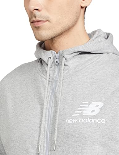 New Balance's NB Essentials Assumeed Logo Compone Choodie
