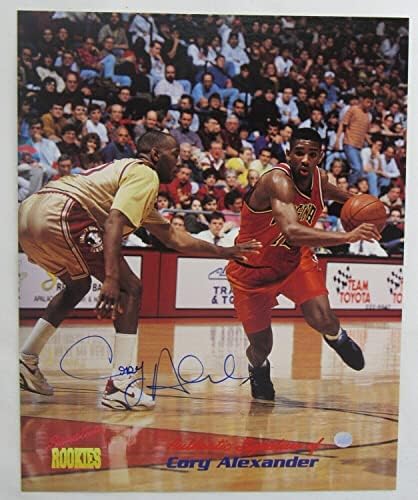 קורי אלכסנדר חתם על חתימה אוטומטית 1995 טירונות חתימה 8x10 כרטיס כדורסל - תמונות NBA עם חתימה