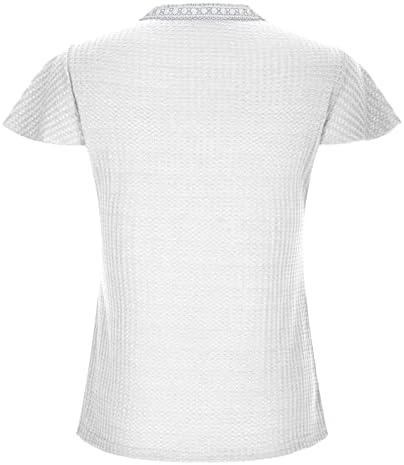 צמרות קיץ סרוגות צלעות לנשים 2023 תחרה לקצץ V כפתור צוואר דאום חולצות טוניקה חולצות שרוול קצר חולצות לבושות