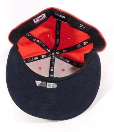 קורי קלובר קליבלנד אינדיאנים משומשים 8-25-2018 חתומים על כובע כדור עידן חדש-משחק חתימות MLB משומש בעטלפים